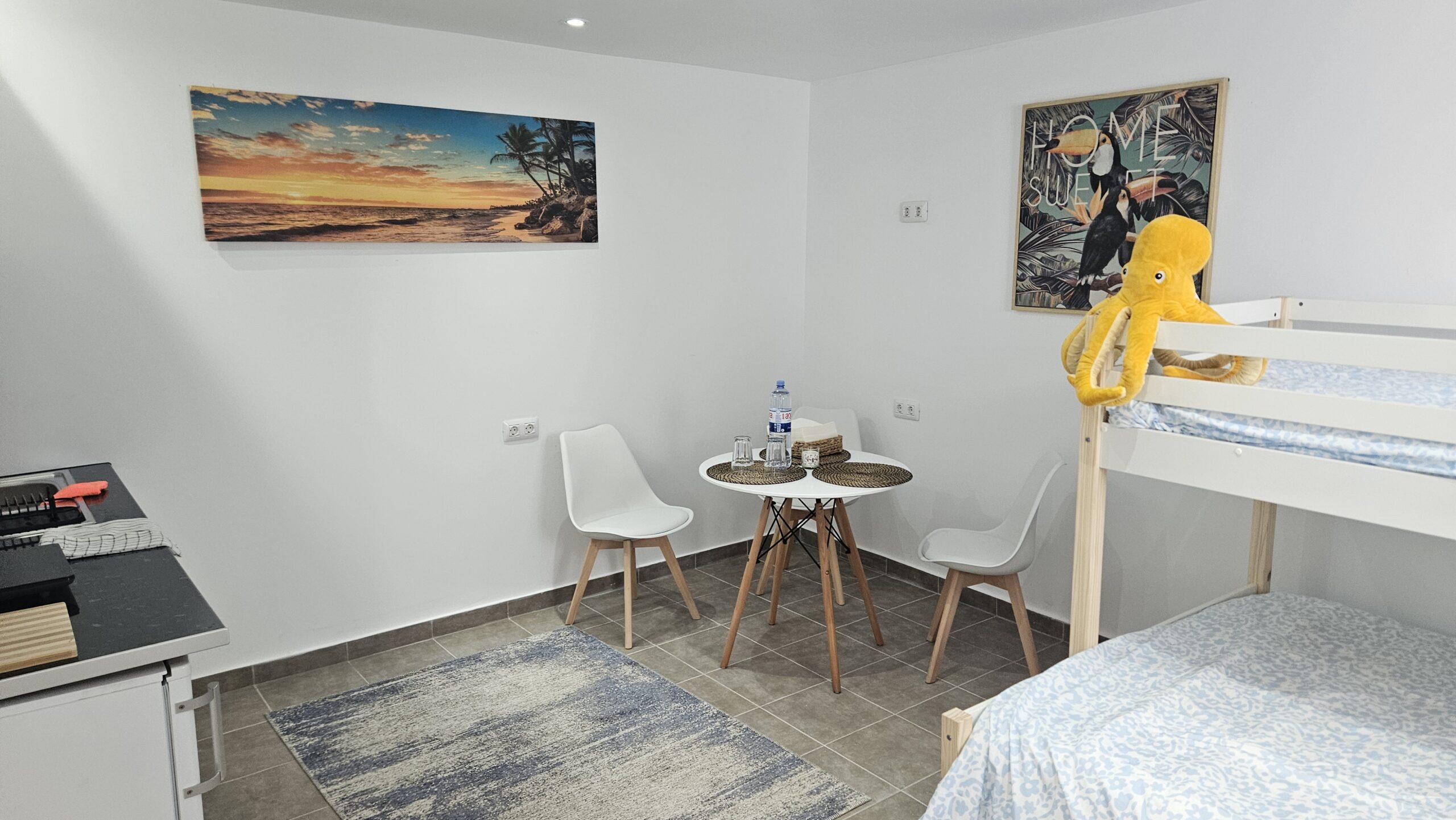 unterkunft-taucher-teneriffa-esszimmer